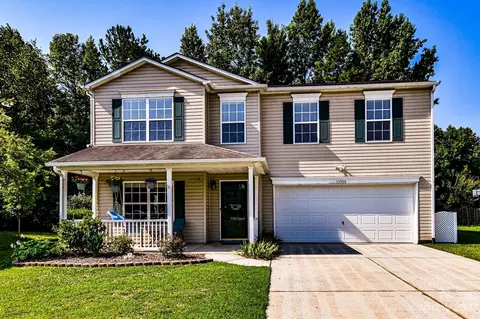 13508 Trickling Water Ct, Charlotte, NC 28273