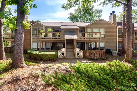 1604 Sharon Rd #26, Charlotte, NC 28210