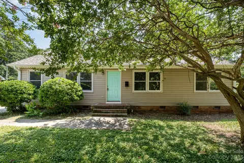 6364 Monteith Dr, Charlotte, NC 28213