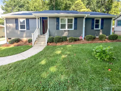 1326 Lakedell Dr, Charlotte, NC 28215