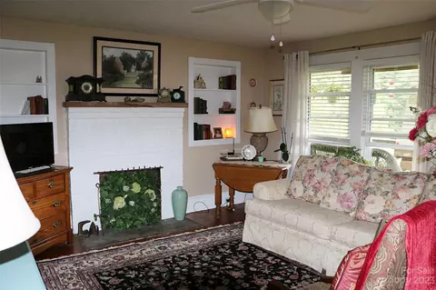 164 Rabbit Run, Marshall, NC 28753 photo 7
