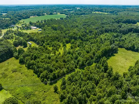 936 Goble Rd, Hiddenite, NC 28636 photo 18