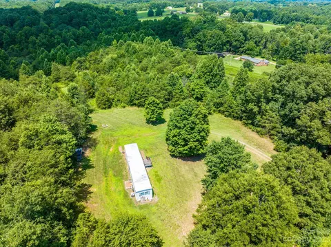 936 Goble Rd, Hiddenite, NC 28636 photo 29