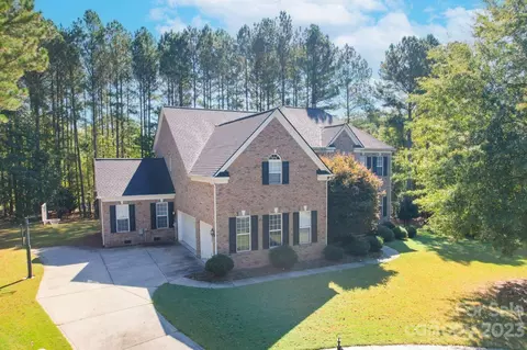 17805 Durrango Ct, Charlotte, NC 28278