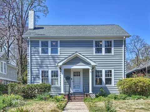 2204 Charlotte Dr, Charlotte, NC 28203