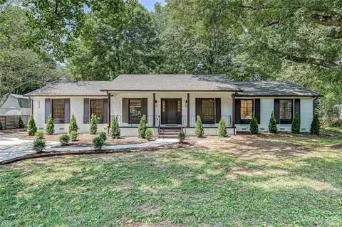 5024 Providence Rd, Charlotte, NC 28226