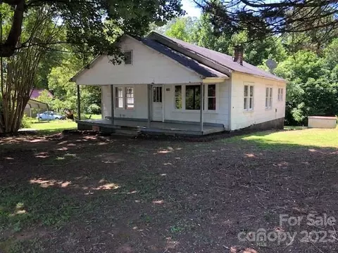 2169 Watson Rd, Lenoir, NC 28645