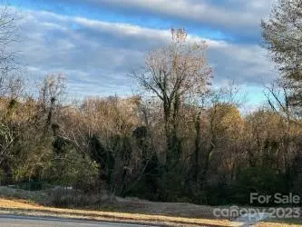 631 S Grove S St S, Lincolnton, NC 28092