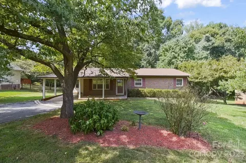 309 S Toria Dr, Statesville, NC 28625