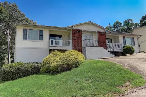 84 Nazarene Way, Waynesville, NC 28786