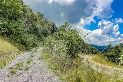 0 Centurian 32 Ln #32, Maggie Valley, NC 28751