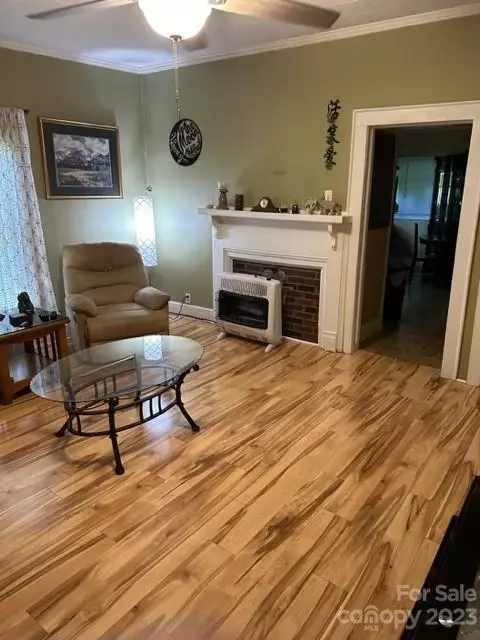 1215 Houston Dr, Conover, NC 28613 photo 7