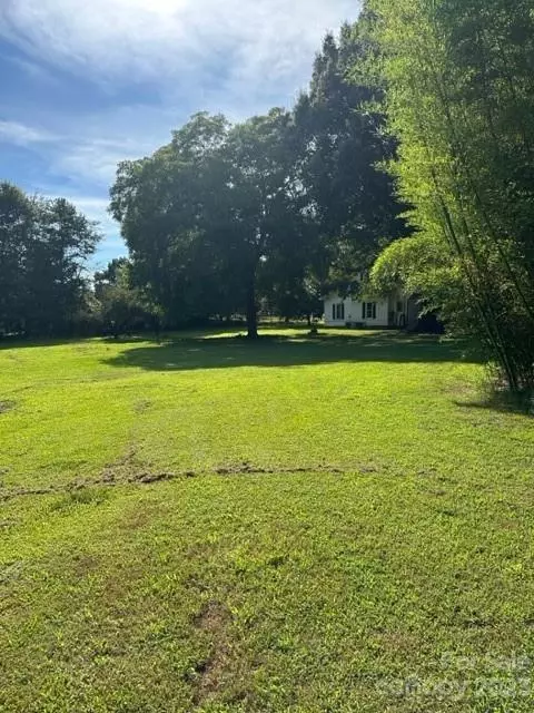 1215 Houston Dr, Conover, NC 28613 photo 20