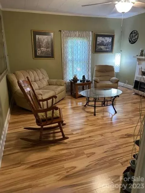 1215 Houston Dr, Conover, NC 28613 photo 6