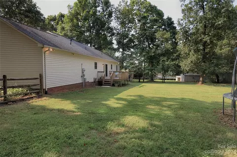 4709 Vernon Dr, Conover, NC 28613 photo 33