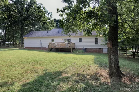 4709 Vernon Dr, Conover, NC 28613 photo 36