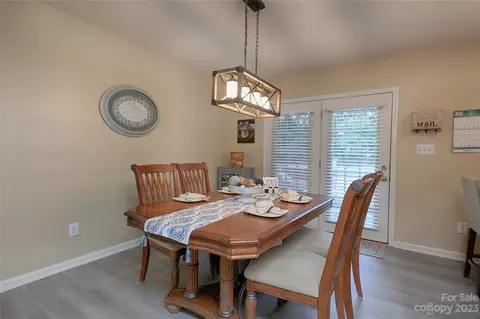 4709 Vernon Dr, Conover, NC 28613 photo 13