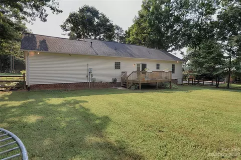 4709 Vernon Dr, Conover, NC 28613 photo 34