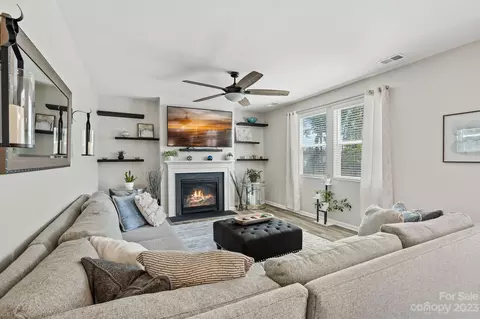 10401 Bluejack Oak Ct, Huntersville, NC 28078