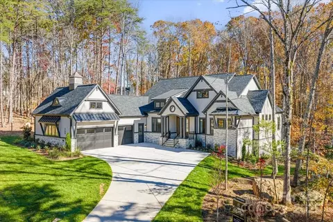 155 Copper Pine 8 Ln #8, Davidson, NC 28036