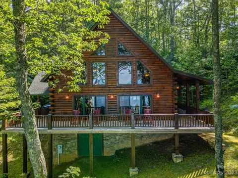47 Bear Claw Trl, Sylva, NC 28779