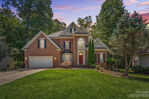 1106 Chicory Ln, Asheville, NC 28803
