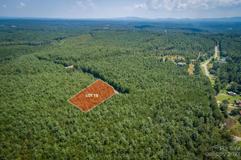 1086 Sale 10 Dr #10, Morganton, NC 28655