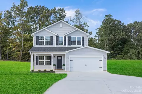 13205 Circle Dr, Charlotte, NC 28262