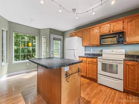 155 Hawks View Dr, Canton, NC 28716 photo 14