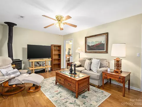 107 Riverside Dr, Canton, NC 28716 photo 7