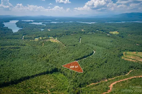 1119 Greene 37 Ct #37, Morganton, NC 28655