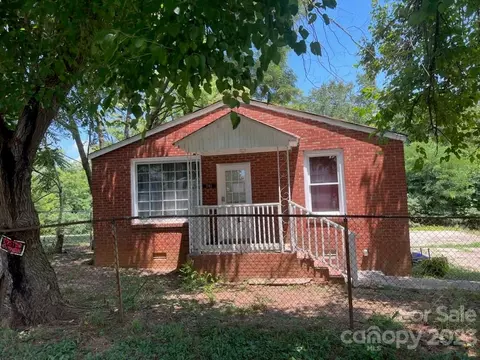201 Mitchell Es St, Salisbury, NC 28144