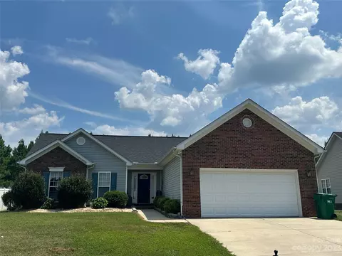 568 Scarlet Leaf Ln, Oakboro, NC 28129