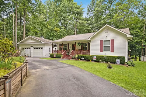 4211 Staton Rd, Hendersonville, NC 28739