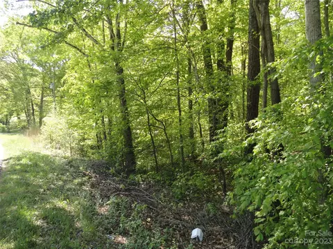 000 Yorkdale Apt 12 Ln # 12, Ironton Township, NC 28092