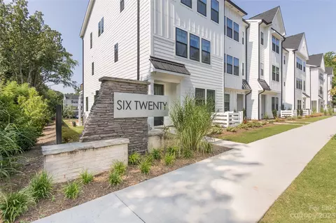 650 E Woodlawn Rd, Charlotte, NC 28209