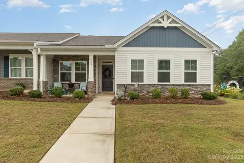 8500 Gold Rush Ct, Waxhaw, NC 28173