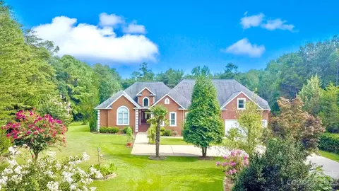 17001 Youngblood Rd, Charlotte, NC 28278