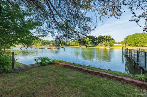 4291 Cascade St, Terrell, NC 28682