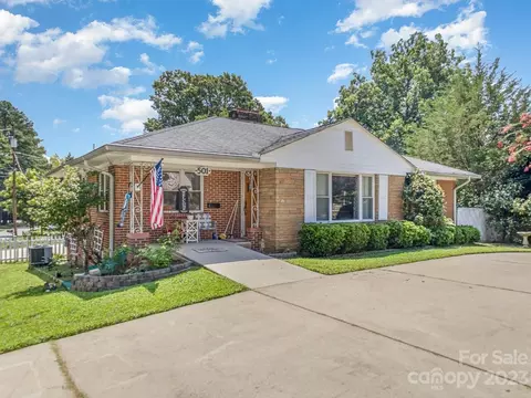 501 S Main St, Stanley, NC 28164 photo 2