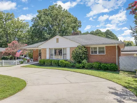 501 S Main St, Stanley, NC 28164 photo 3