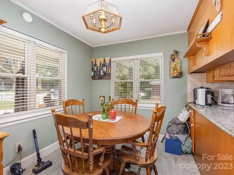 501 S Main St, Stanley, NC 28164 photo 9