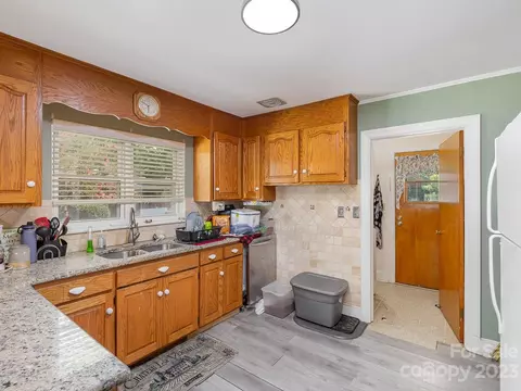 501 S Main St, Stanley, NC 28164 photo 11
