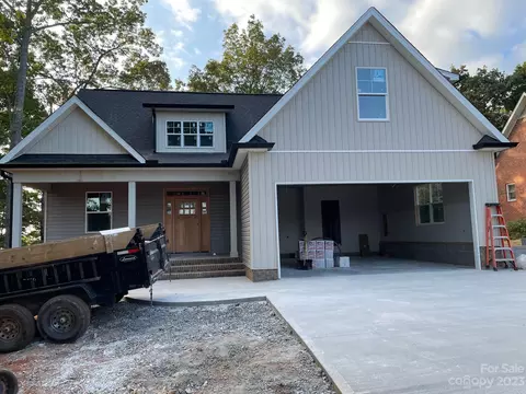 175 Country Woods Dr, Rutherfordton, NC 28139