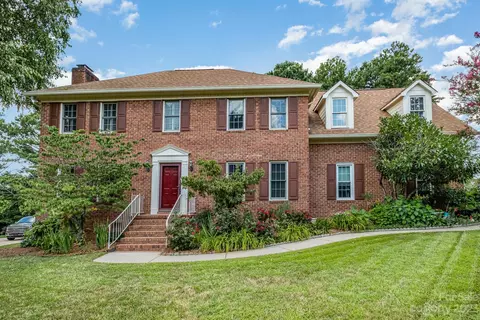 12113 Barwen Ct, Charlotte, NC 28262