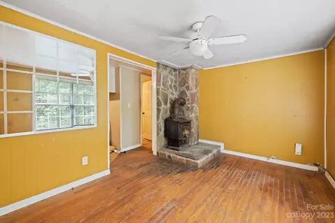 7019 Crabtree Rd, Spruce Pine, NC 28777 photo 13