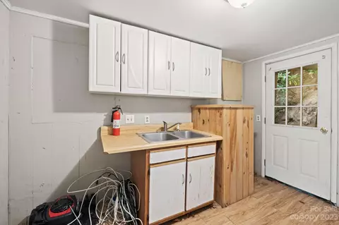 7019 Crabtree Rd, Spruce Pine, NC 28777 photo 15