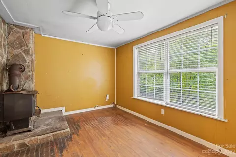 7019 Crabtree Rd, Spruce Pine, NC 28777 photo 12