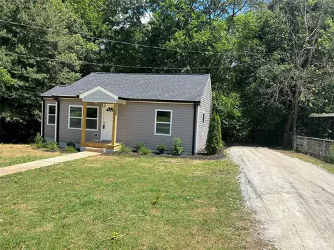 1031 Mullis Cir, Lancaster, SC 29720 photo 3