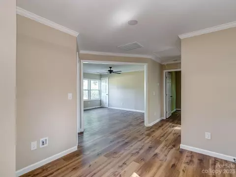 1031 Mullis Cir, Lancaster, SC 29720 photo 10